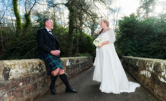 sunshine wedding photography  images at Dalhousie Castle (9)